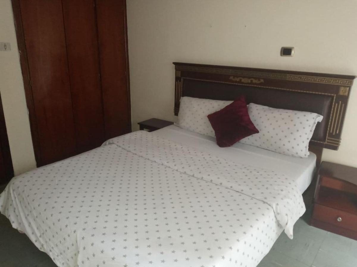 Lucy Guest House Addis Abeba Esterno foto