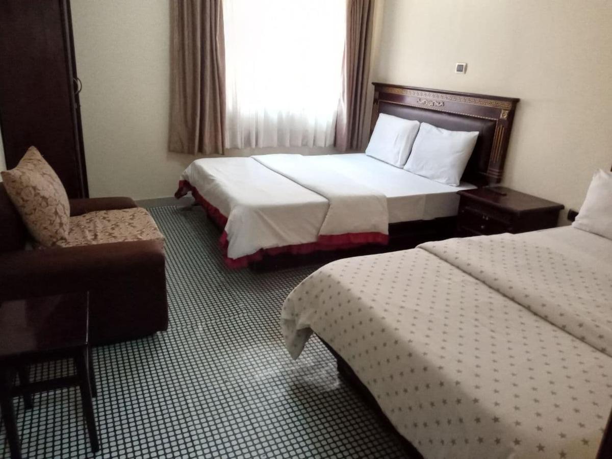 Lucy Guest House Addis Abeba Esterno foto